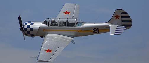 Yakovlev Yak-52, N6294D